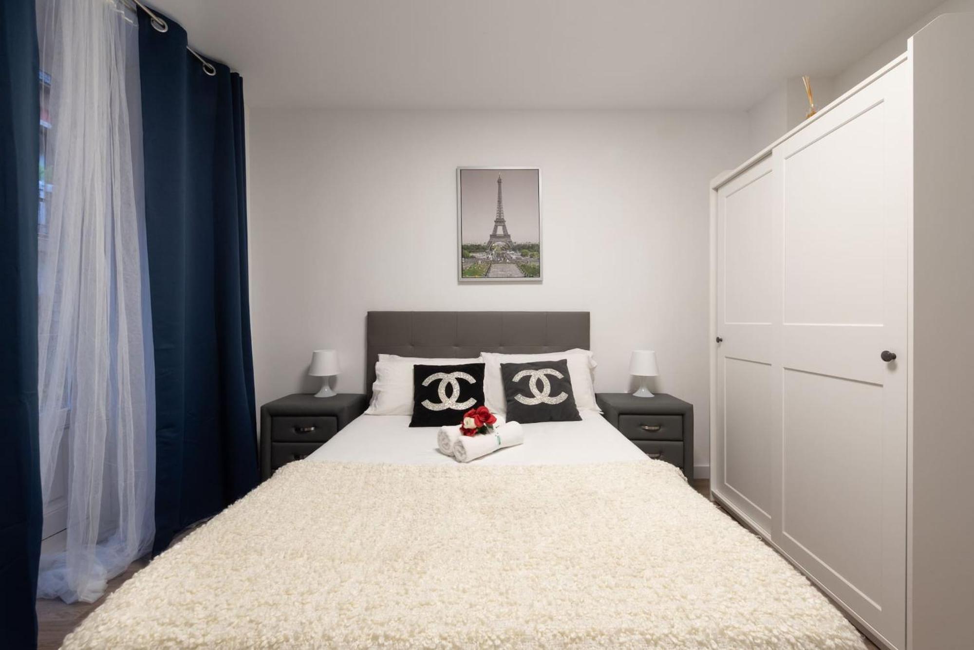 Apartamentos Day Madrid Santo Domingo Centro Gran Via Sol Malasana מראה חיצוני תמונה