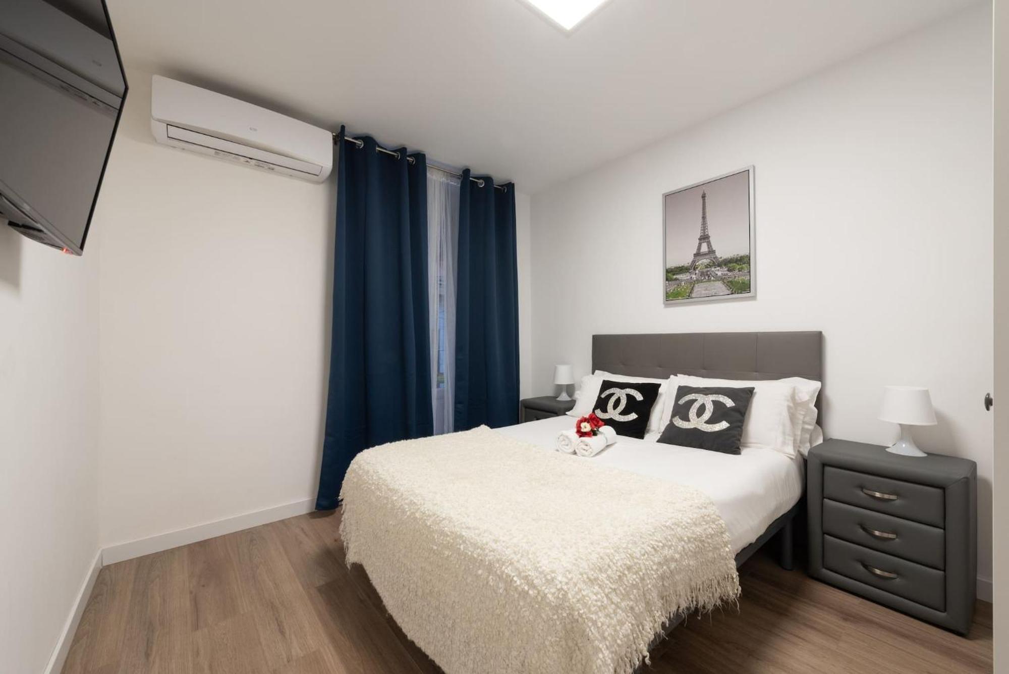 Apartamentos Day Madrid Santo Domingo Centro Gran Via Sol Malasana מראה חיצוני תמונה