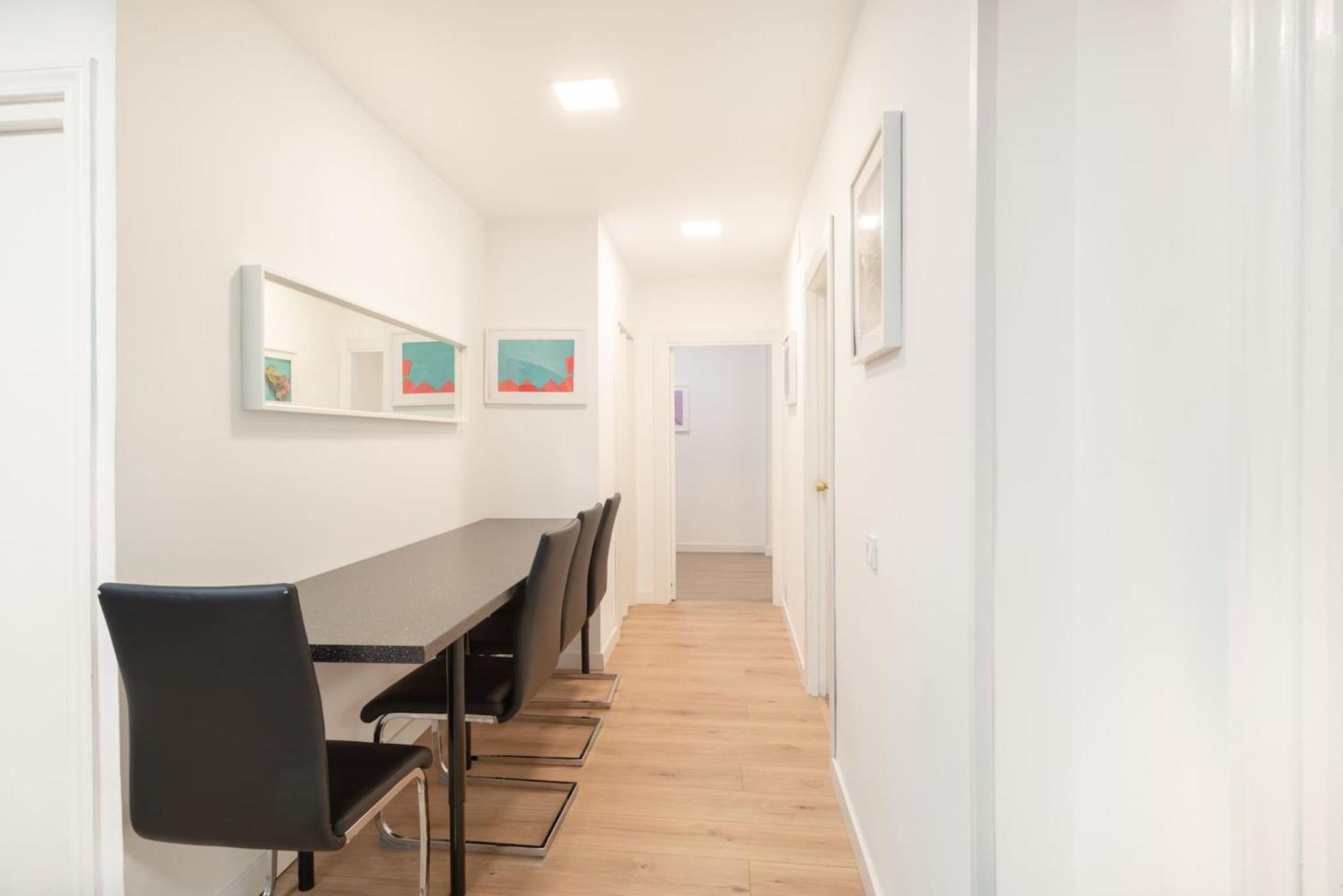 Apartamentos Day Madrid Santo Domingo Centro Gran Via Sol Malasana מראה חיצוני תמונה