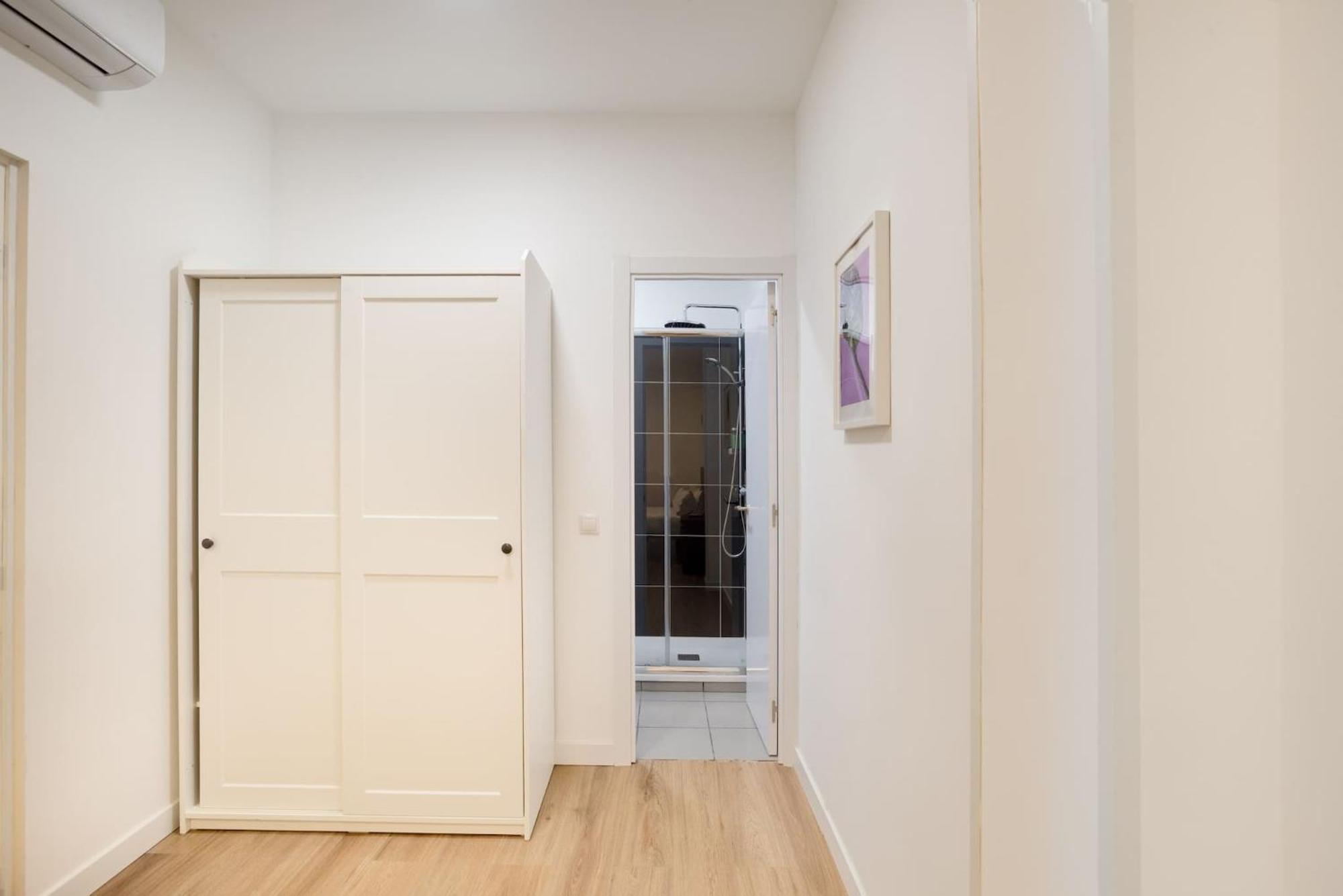 Apartamentos Day Madrid Santo Domingo Centro Gran Via Sol Malasana מראה חיצוני תמונה